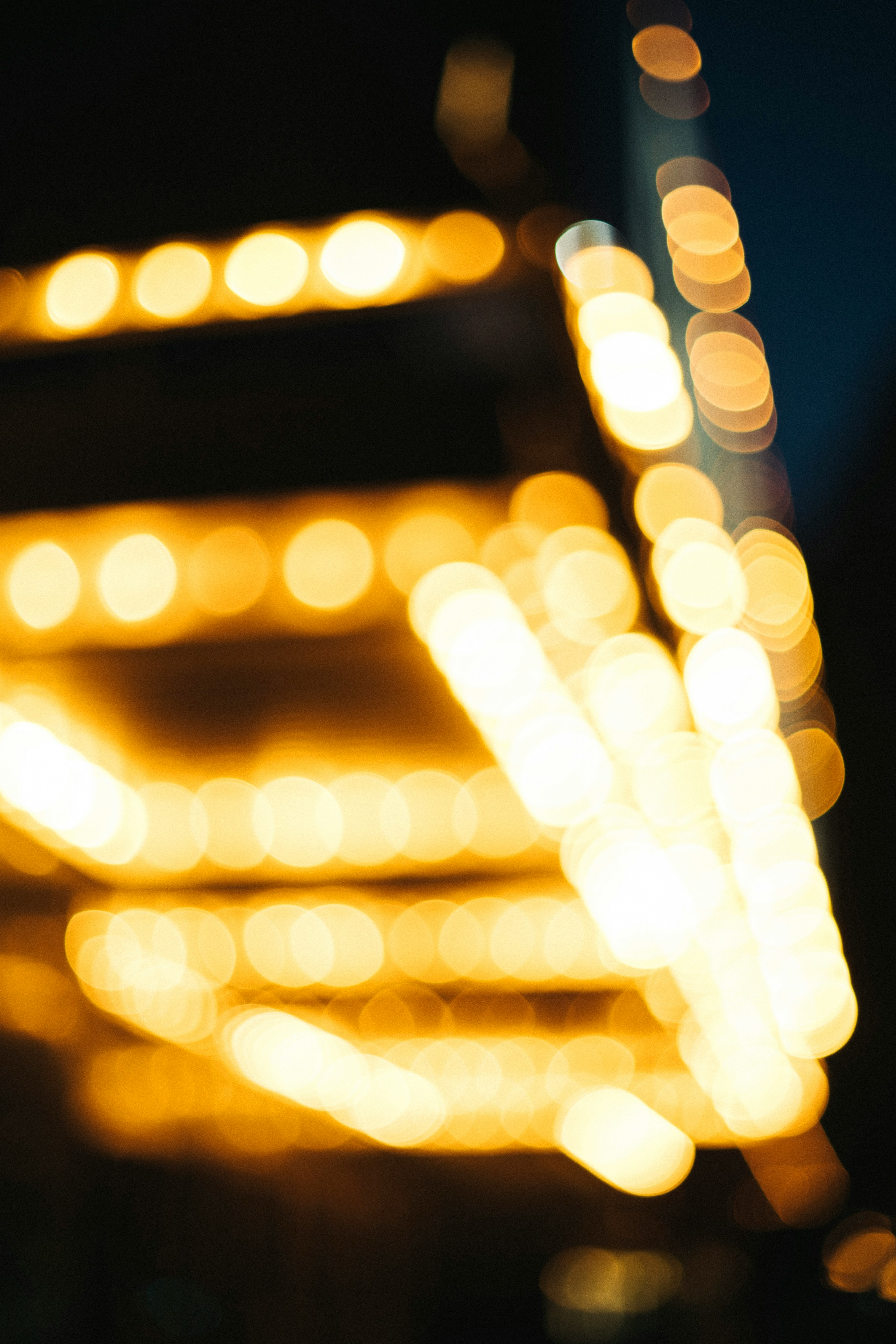 数字设备进校园，点亮乡村学子科技梦